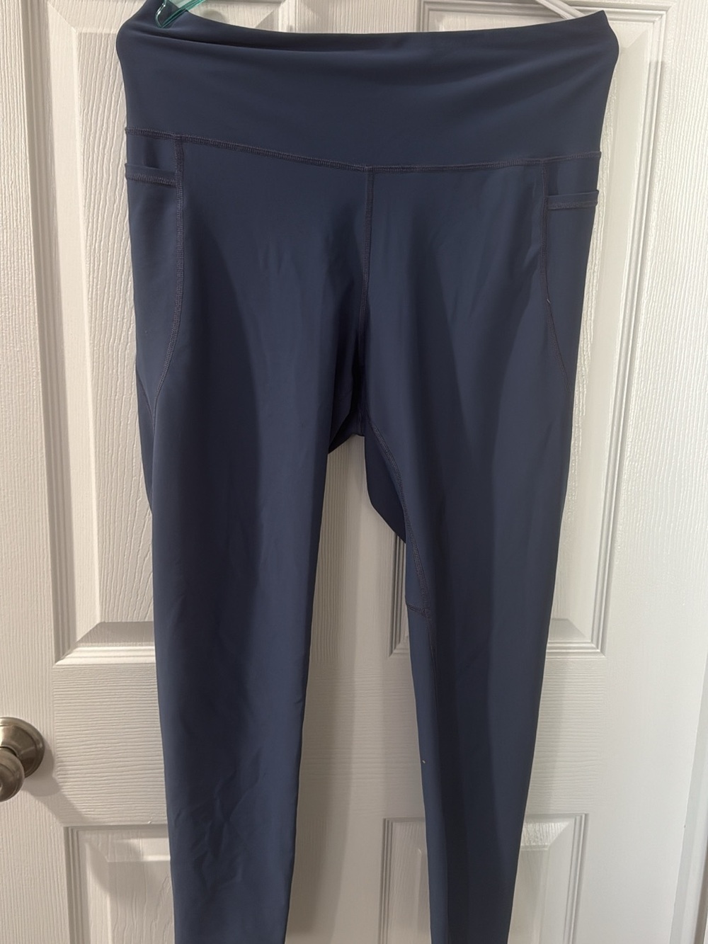 Old Navy Active Elevate Legging in Navy Blue